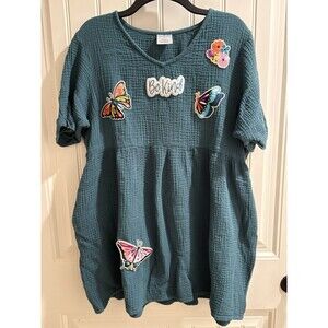 Serra Women’s Large Tunic Butterfly Be Kind Patches Pockets